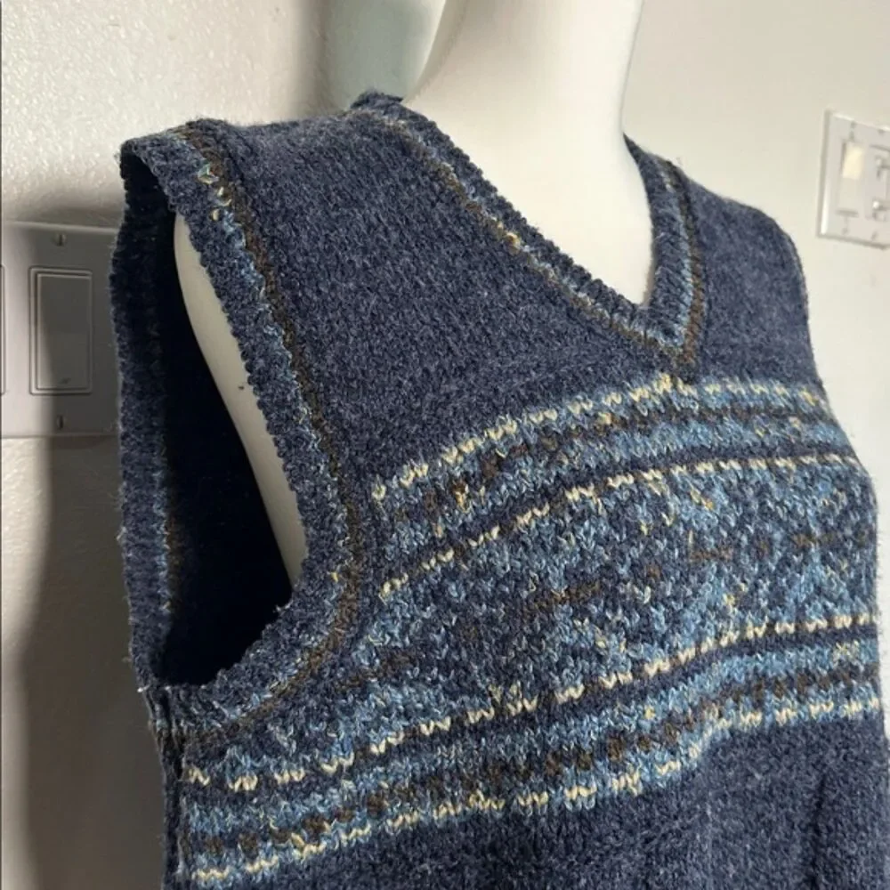Vintage St Johns Bay Wool Sweater Vest Fair Isle Womens Large Y2k Nordic Blue